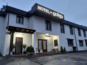 Отель Hotel La Quinta  Льянес